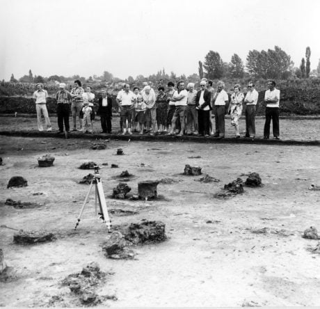 Sightseers from Warsaw at a dig at Biskupice, 1982.